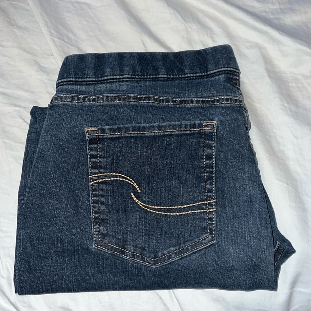 Pull-on skinny jeans